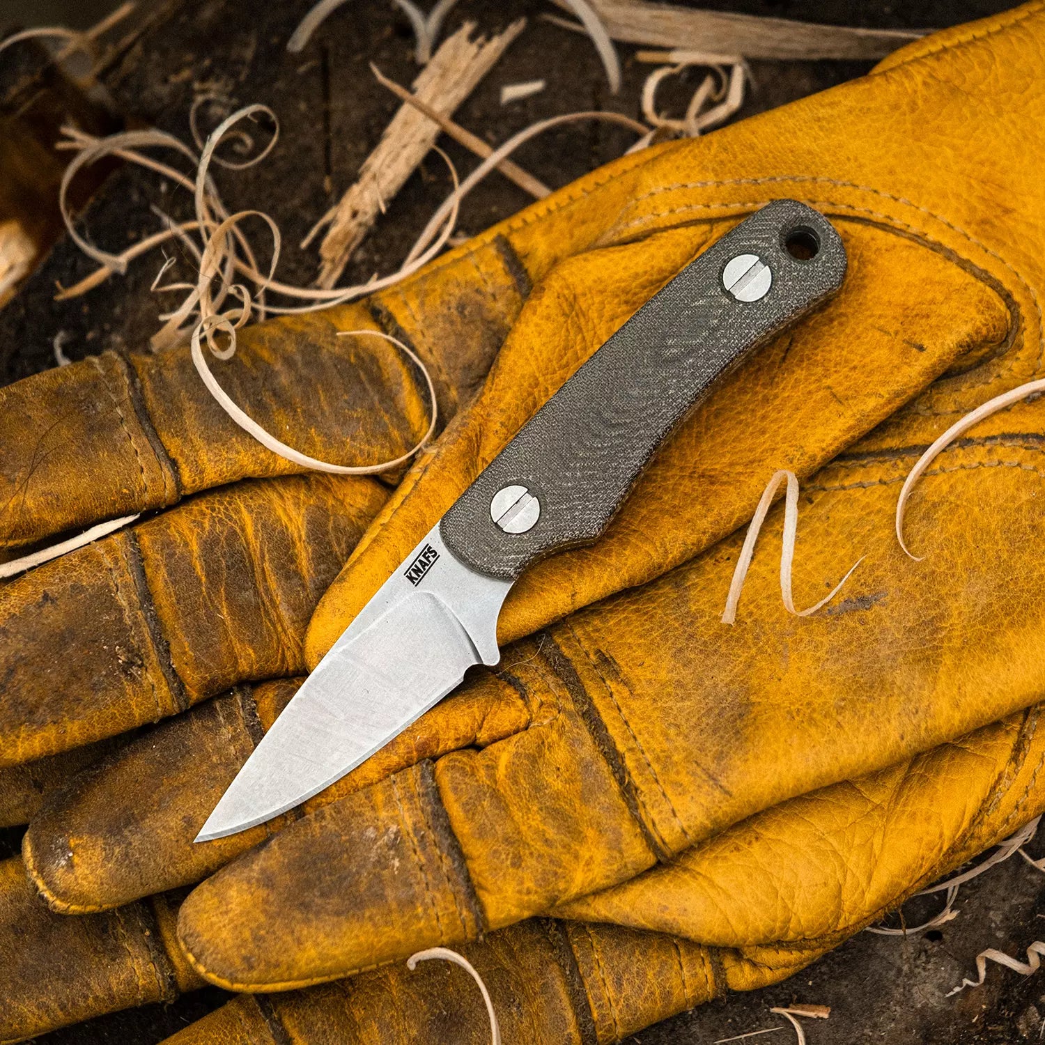 Little Lulu Fixed Blade Knife- Stonewash MagnaCut - Green Micarta