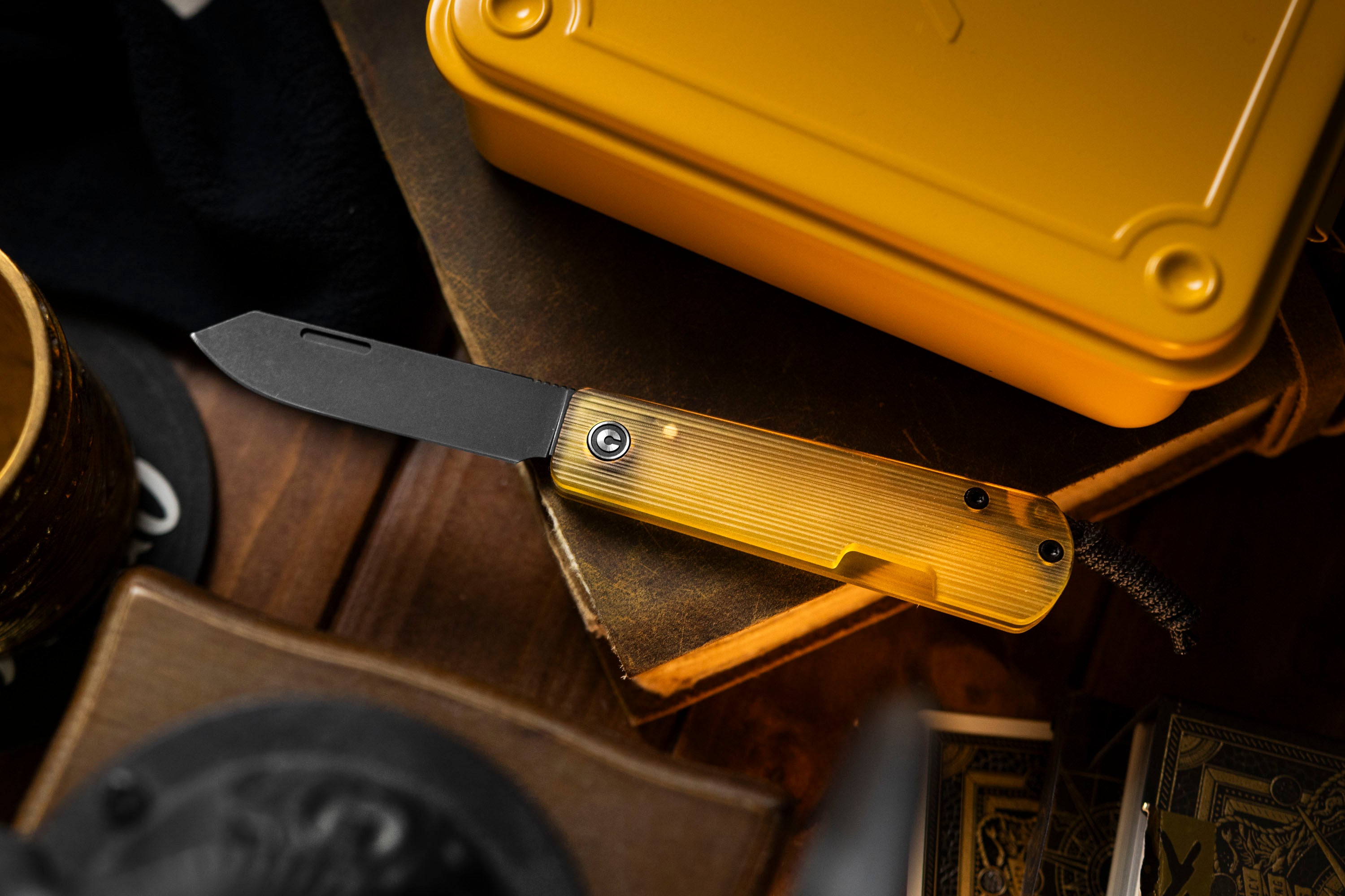 Slippy Sendy Pocket Knife - Ultem - Black Coated Nitro V