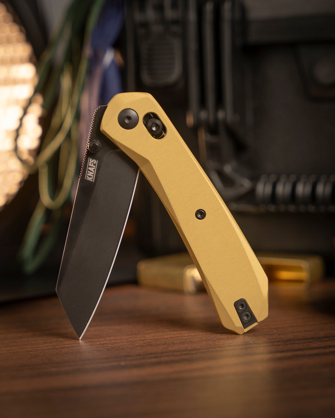 Lander 2 Reverse Tanto - Gold Aluminum - Elmax